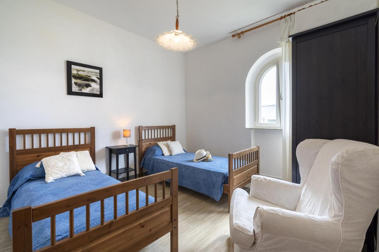 Villa Casa Del Riccio Fronte Mare Mola di Bari Esterno foto