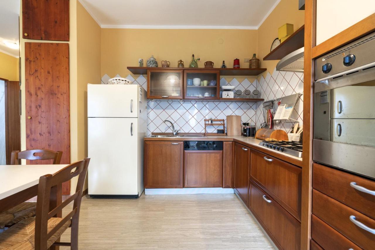 Villa Casa Del Riccio Fronte Mare Mola di Bari Esterno foto